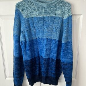 Men's Blue Gradient Cable Knit Sweater
